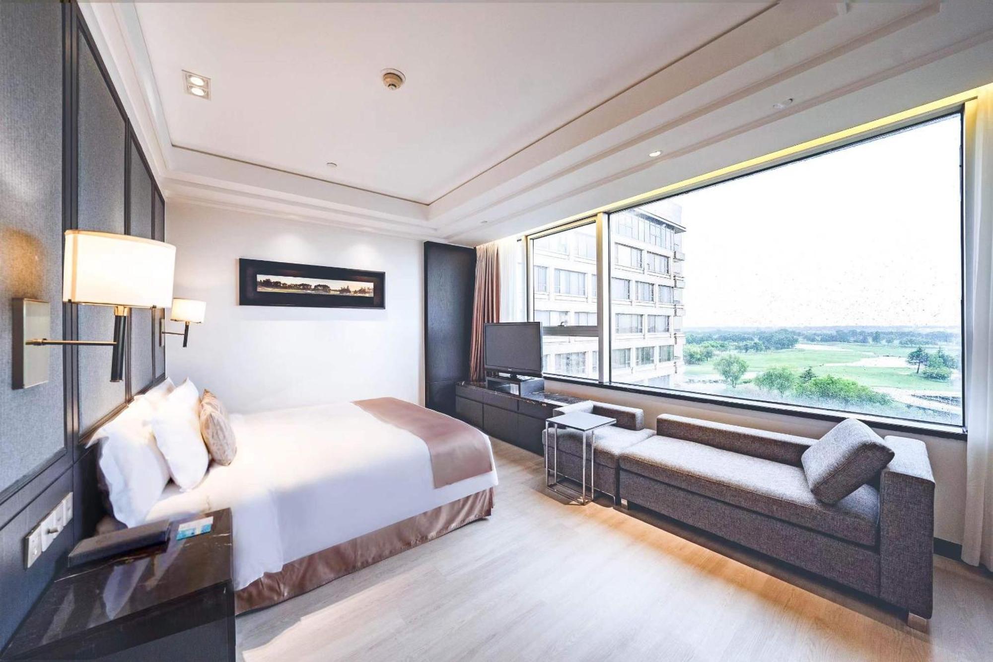 ג'יאדינג Crowne Plaza Shanghai Anting-Auto City - 15 Minutes Drive To F1 מראה חיצוני תמונה